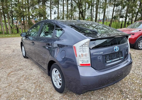 Toyota Prius cena 41900 przebieg: 152000, rok produkcji 2010 z Września małe 326